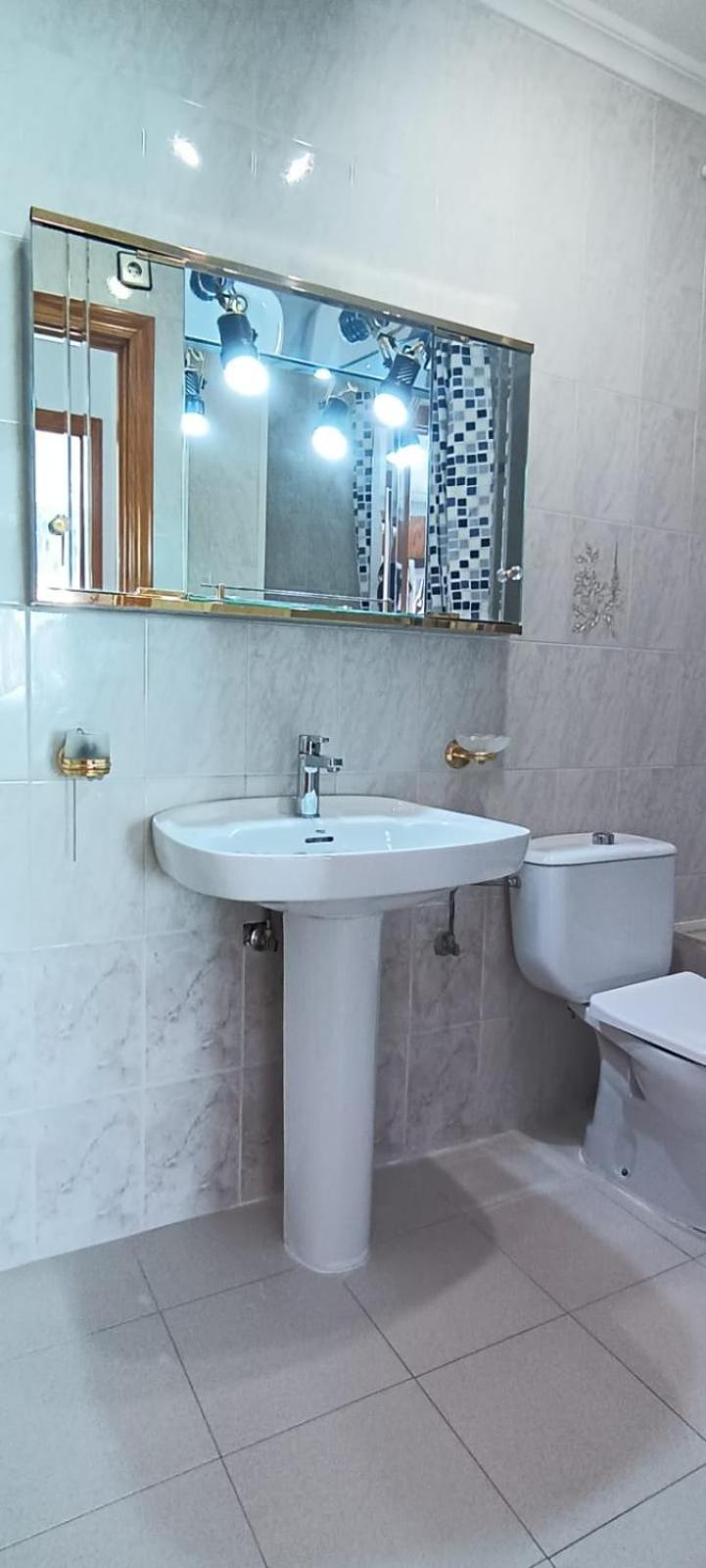 Marysol Apartment โลปากัน ภายนอก รูปภาพ